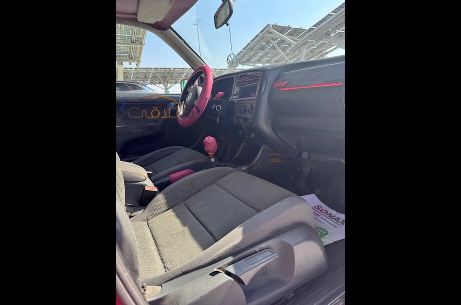 Golf 3 Volkswagen احمر