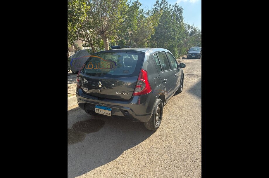 Sandero Renault Dark grey