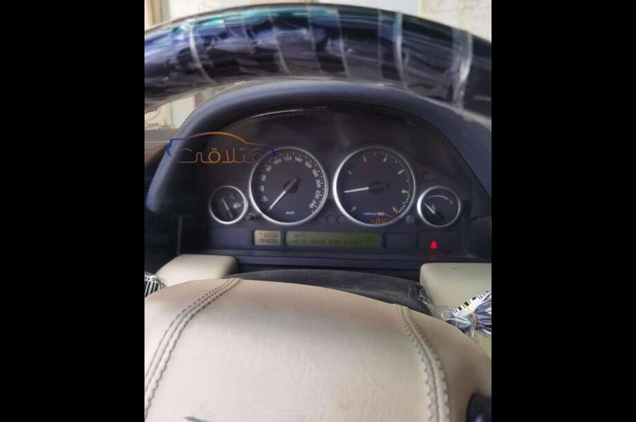 Vogue Land Rover أبيض