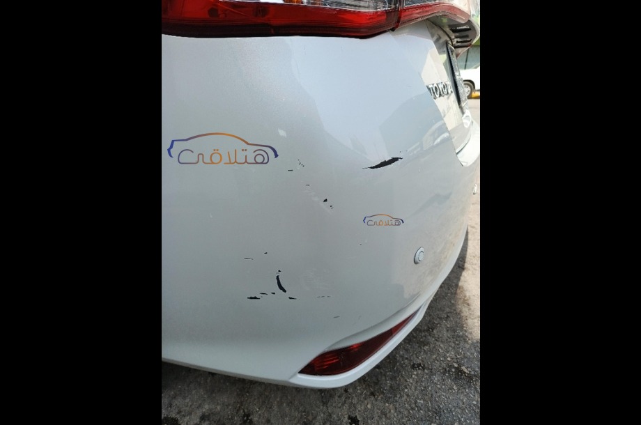 Yaris Toyota أبيض