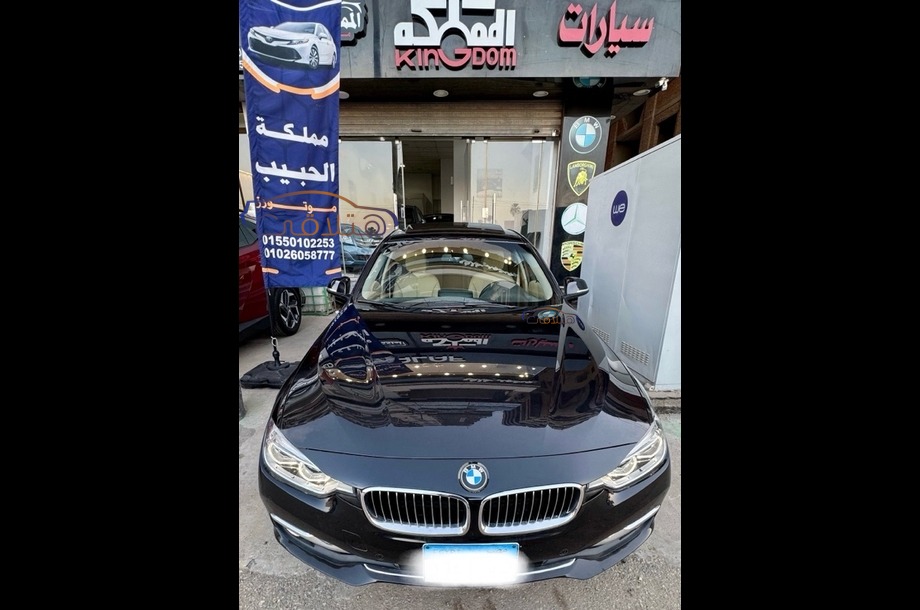 320 BMW أسود