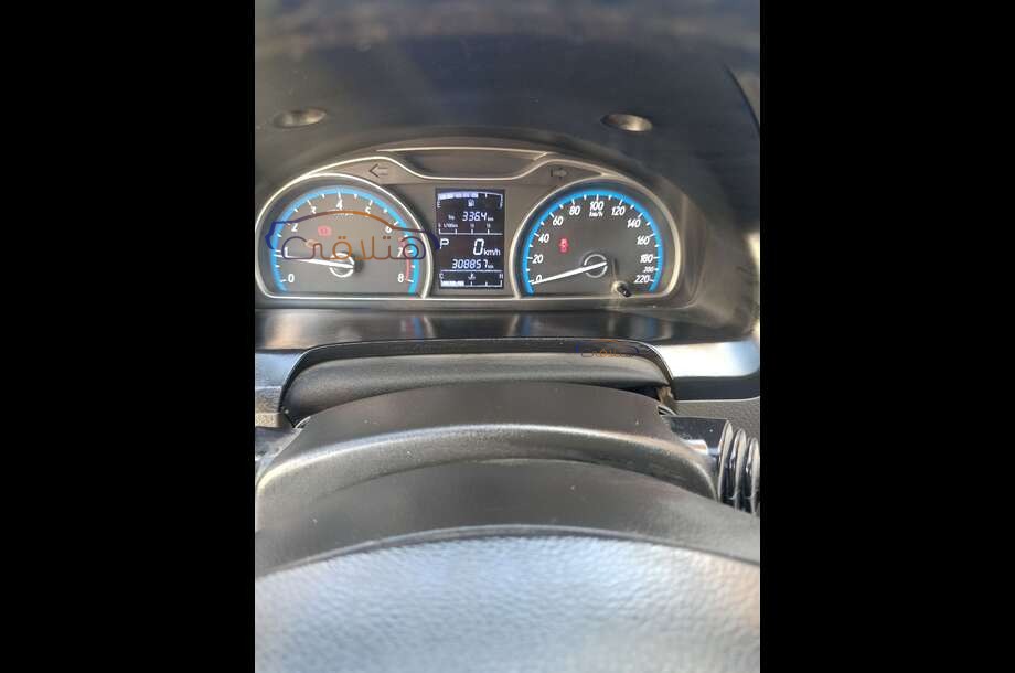 Optra Chevrolet فضي