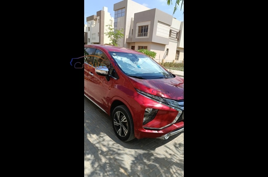 Xpander Mitsubishi Red