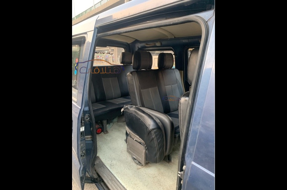 N300 Chevrolet Dark blue