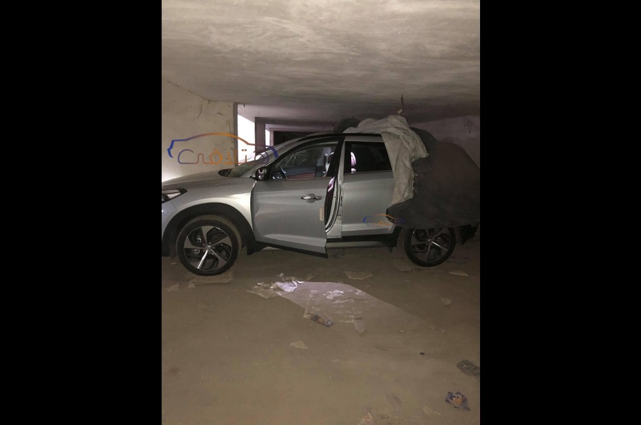 Tucson Hyundai Silver