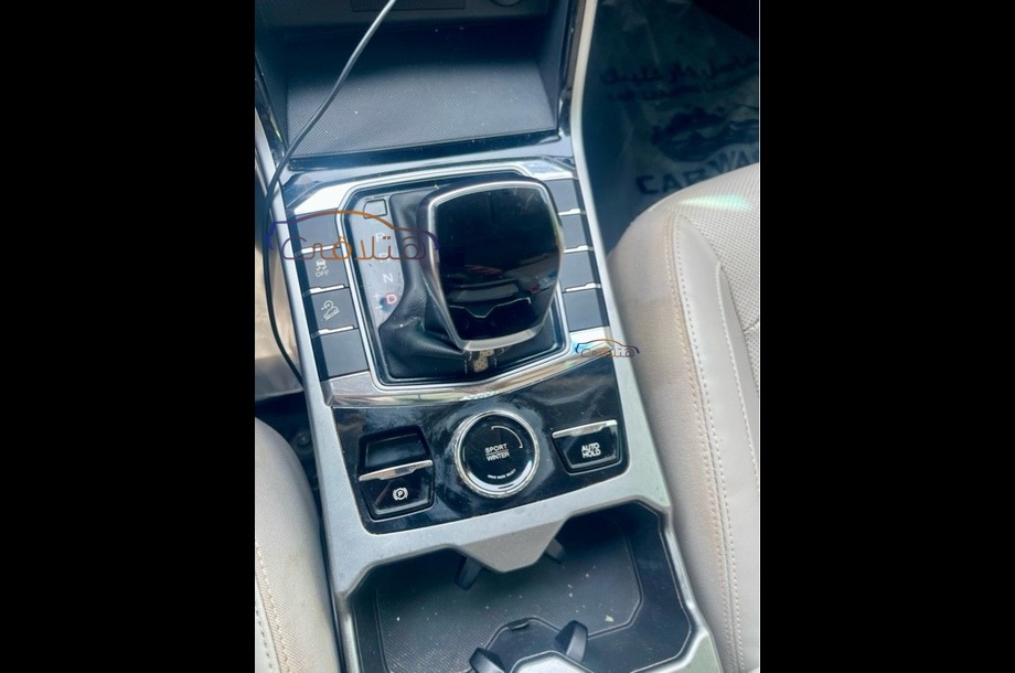 Korando Ssang Yong الأزرق الداكن