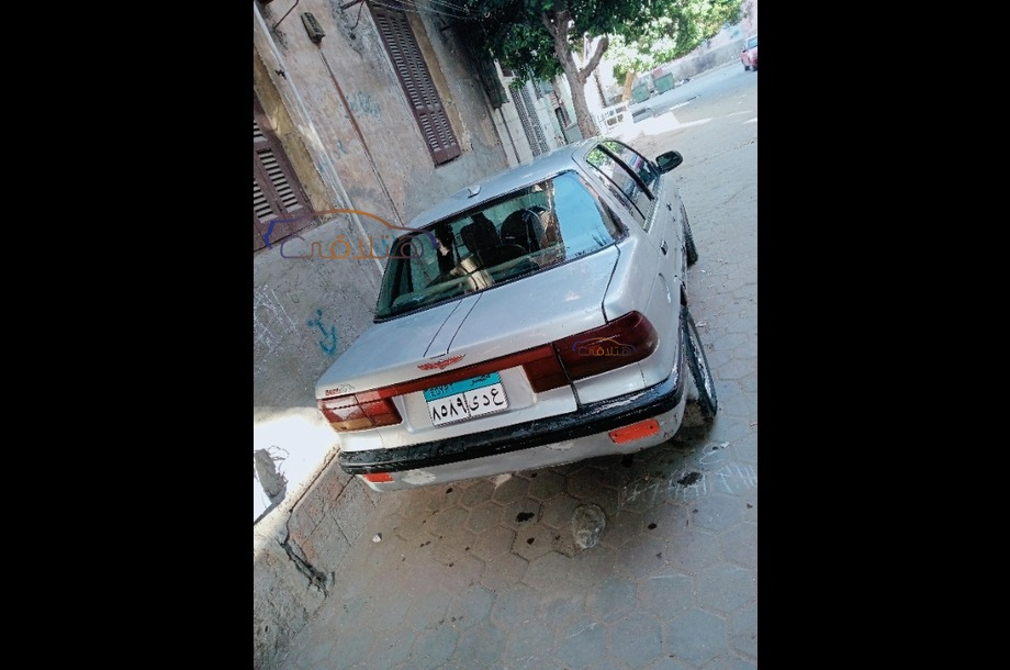 Lancer Mitsubishi فضي