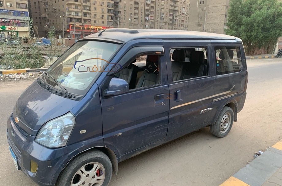 N300 Chevrolet الأزرق الداكن