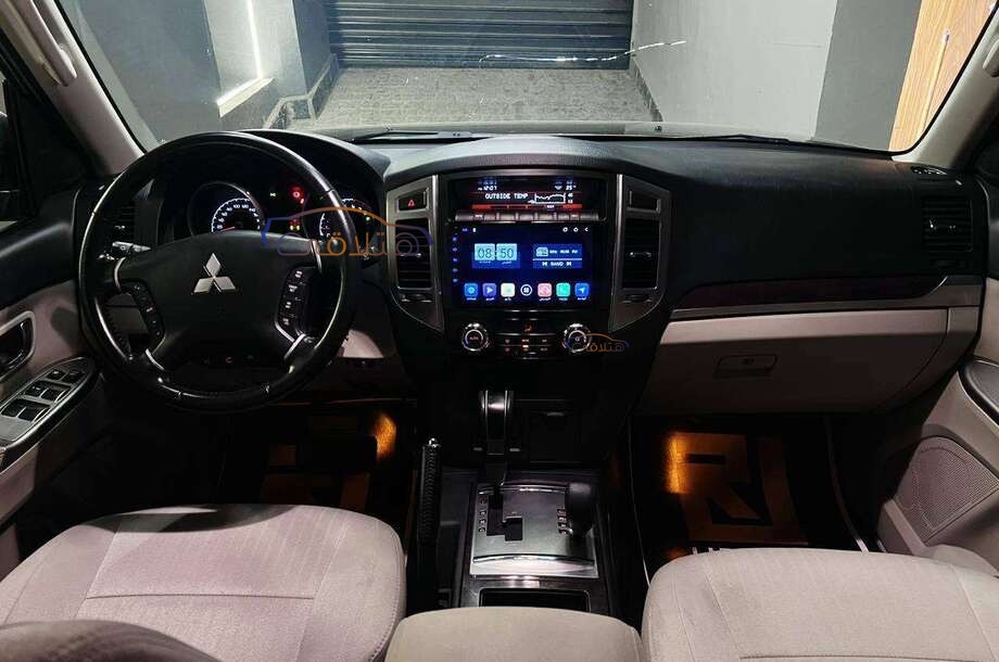 Pajero Mitsubishi Black