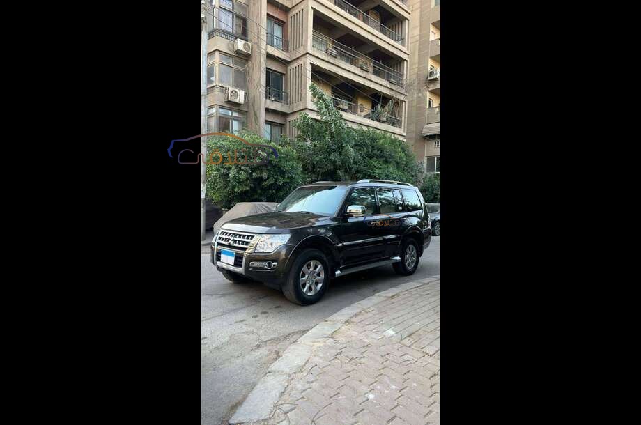 Pajero Mitsubishi Black