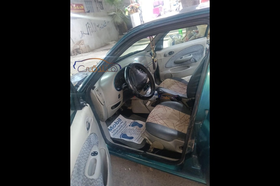 Fiesta Ford أخضر