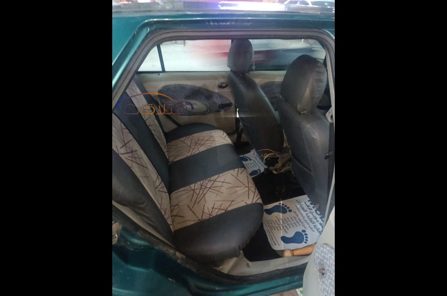 Fiesta Ford أخضر