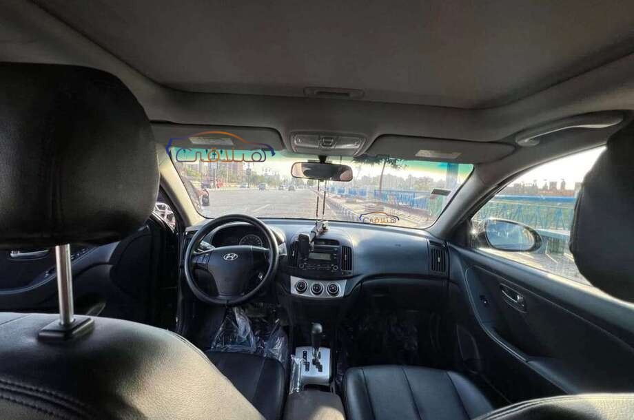 Elantra HD Hyundai أسود