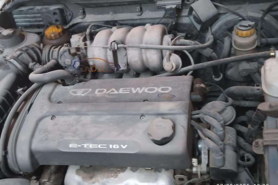 Nubira 2 Daewoo أسود