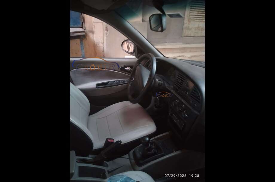 Nubira 2 Daewoo أسود