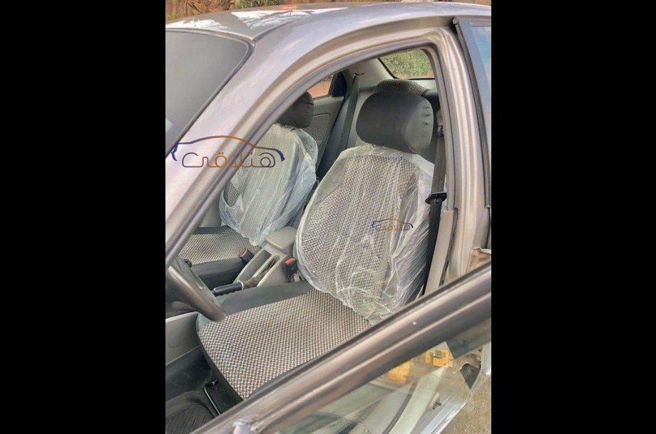 Nubira 2 Daewoo فضي