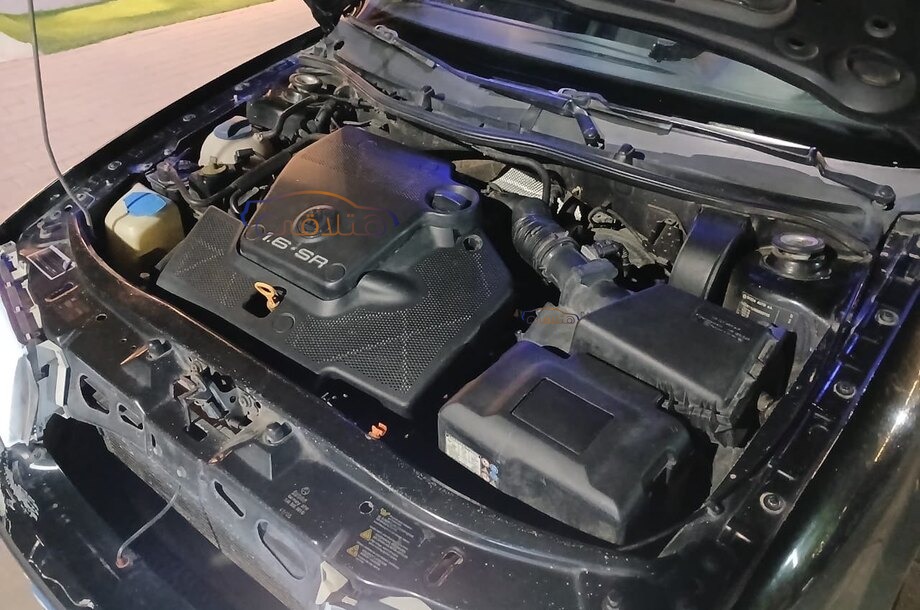 Octavia A4 Skoda أسود