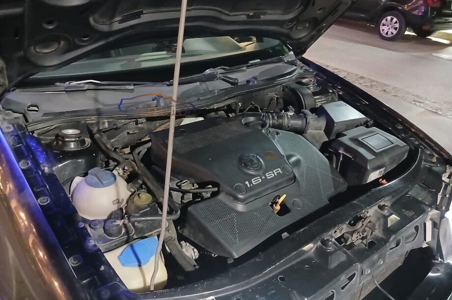 Octavia A4 Skoda أسود