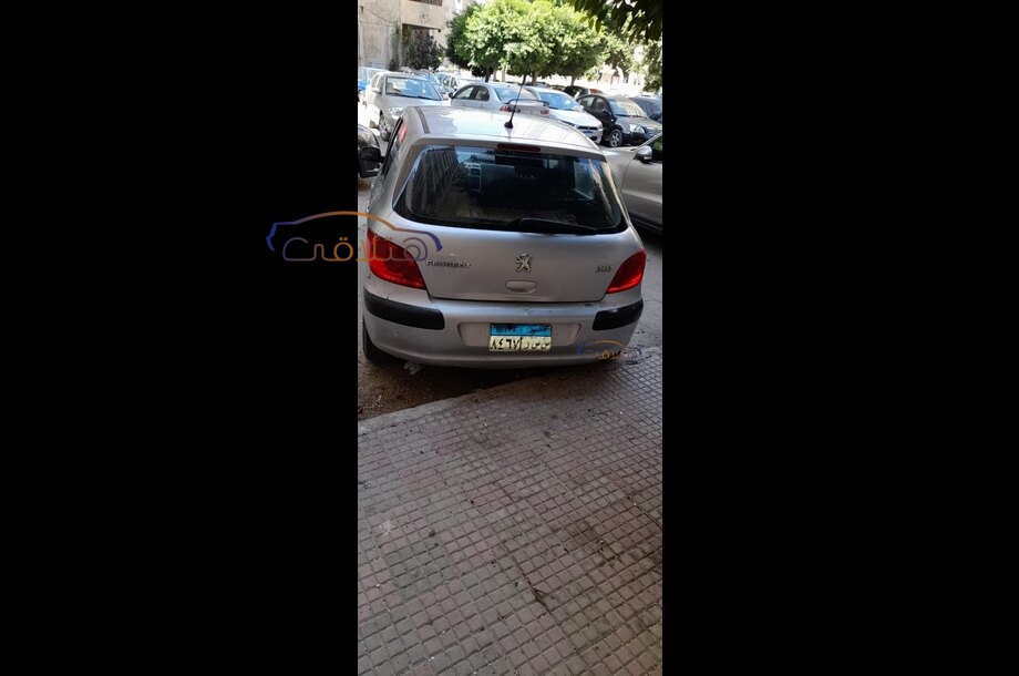 307 Peugeot فضي