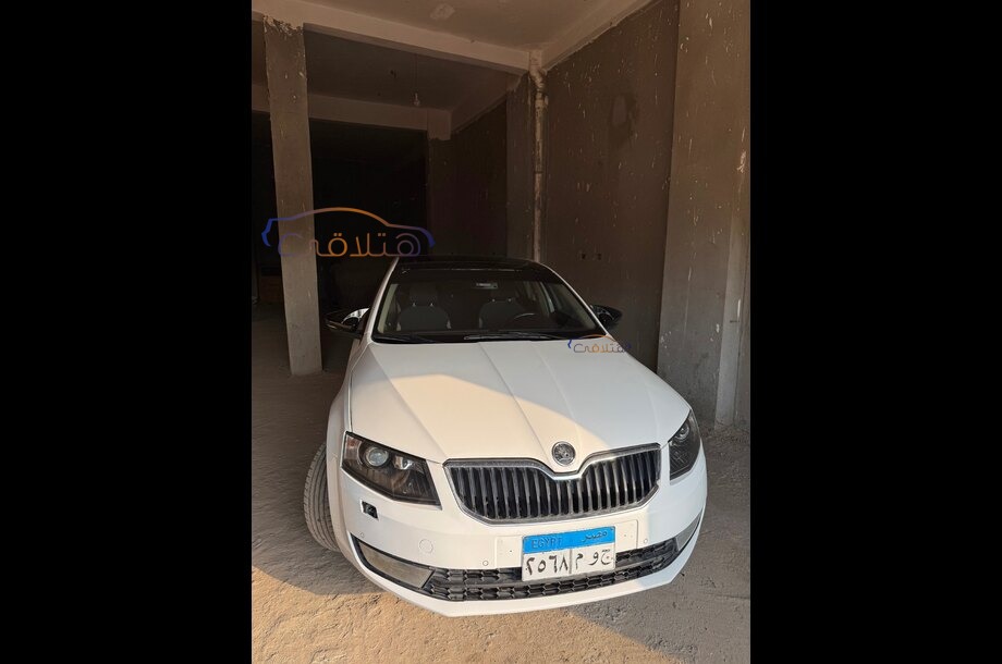 Octavia A7 Skoda أبيض