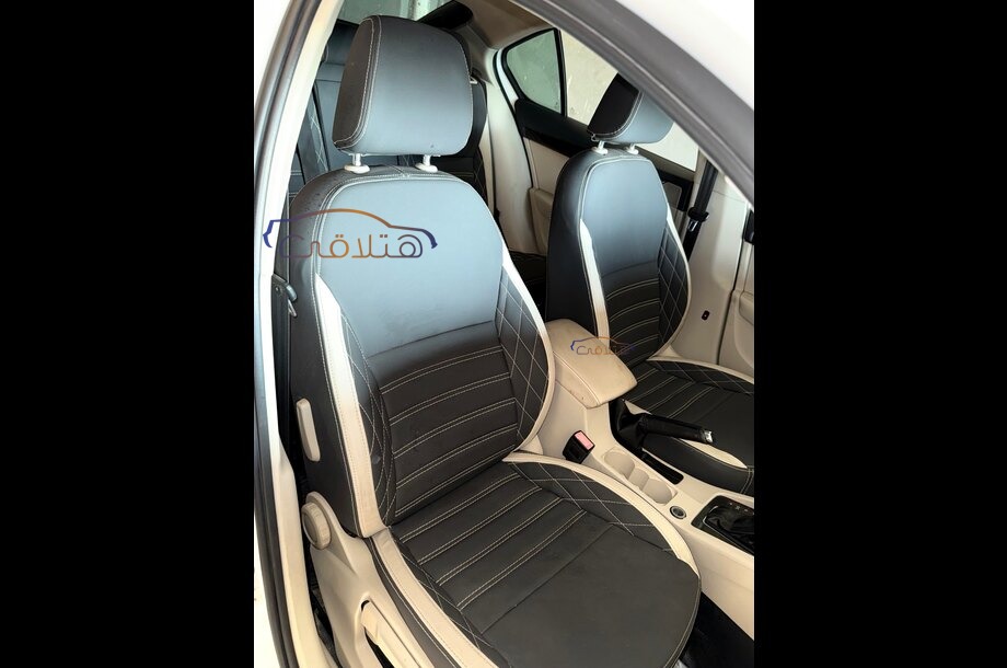 Octavia A7 Skoda أبيض