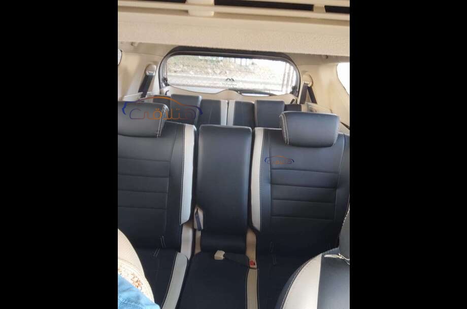 Xpander Mitsubishi أسود