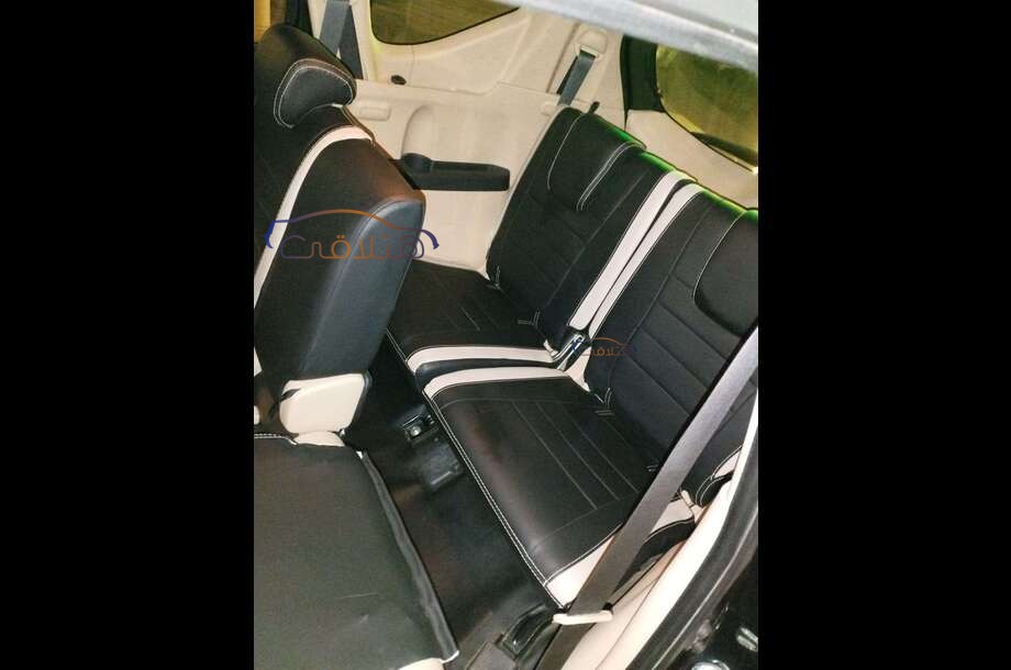 Xpander Mitsubishi أسود