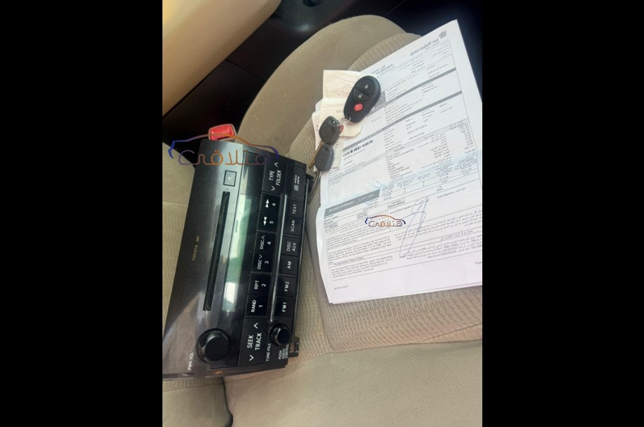 Sequoia Toyota أبيض