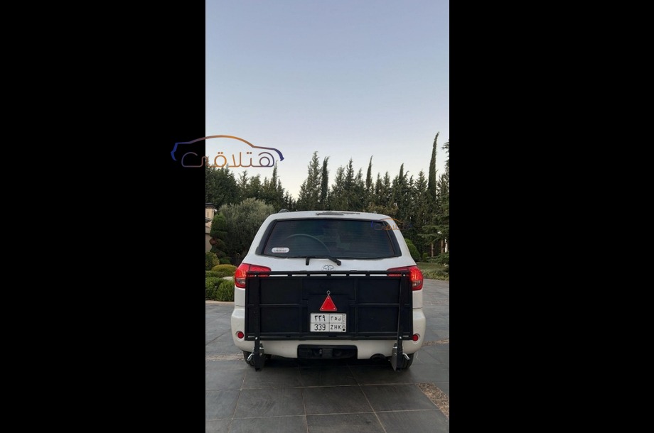 Sequoia Toyota أبيض