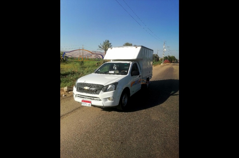 T-Series Chevrolet White