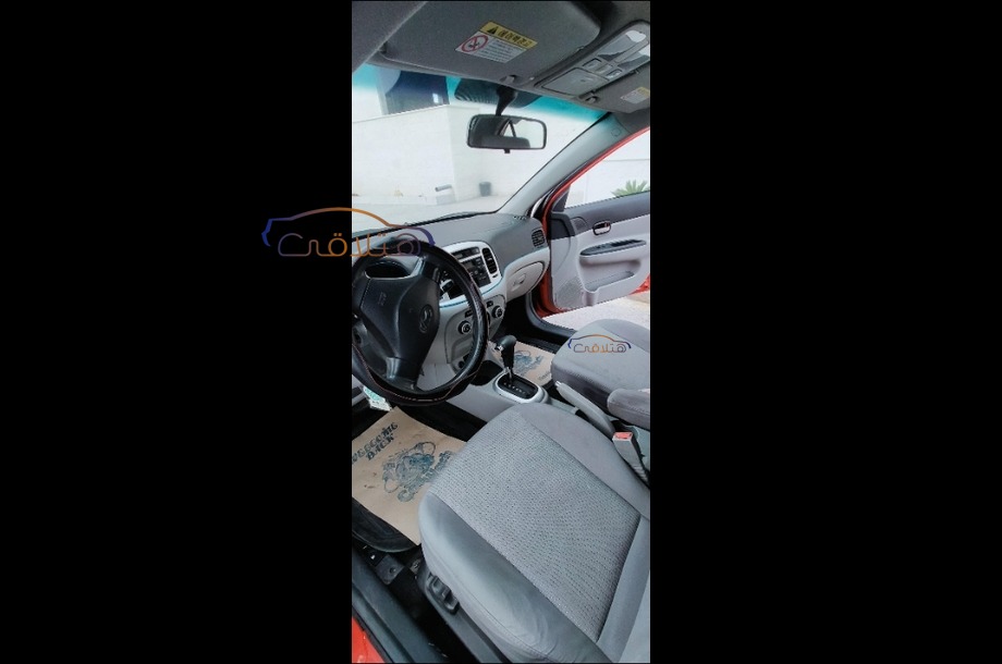Verna Hyundai احمر
