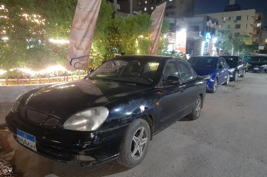 Nubira 2 Daewoo أسود