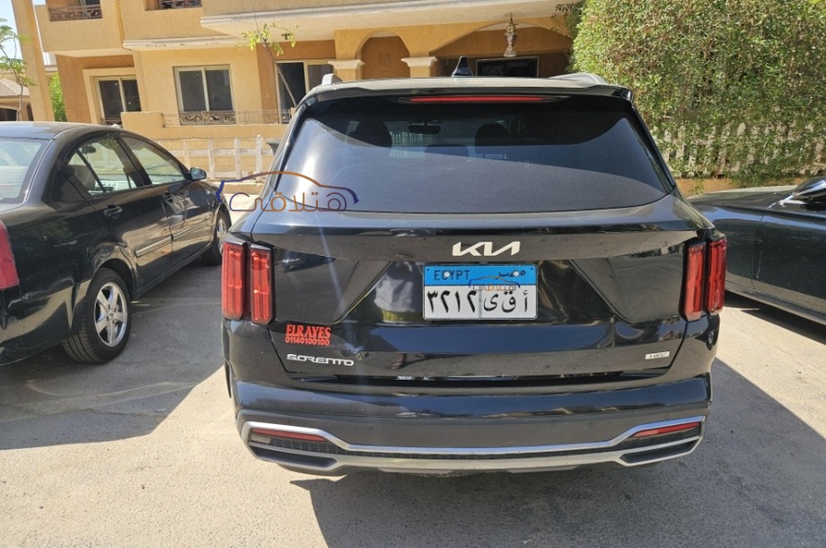 Sorento Kia أسود