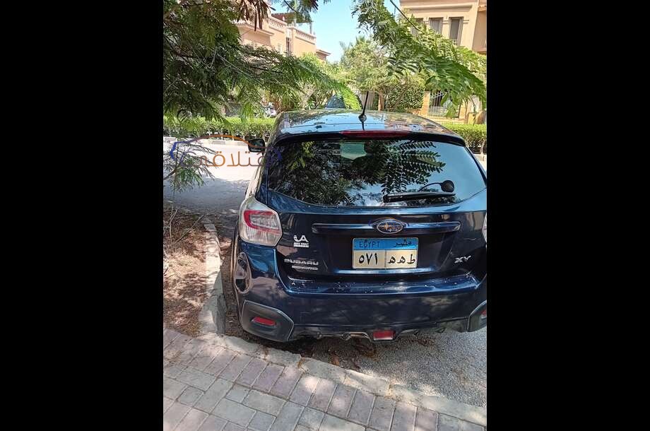 XV Subaru الأزرق الداكن
