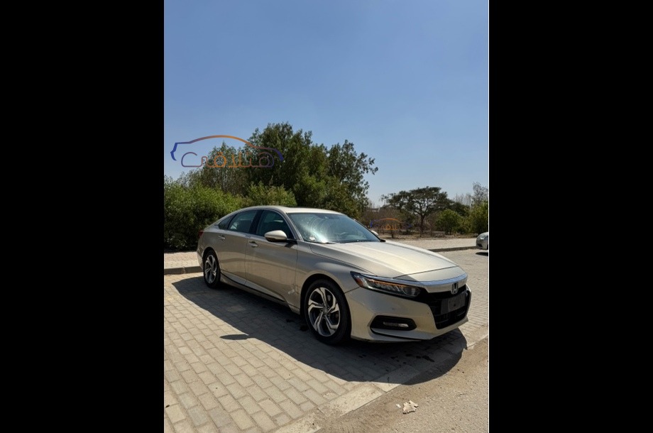 Accord Honda برونزي