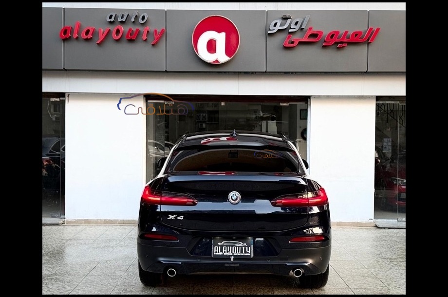 X4 BMW Dark blue