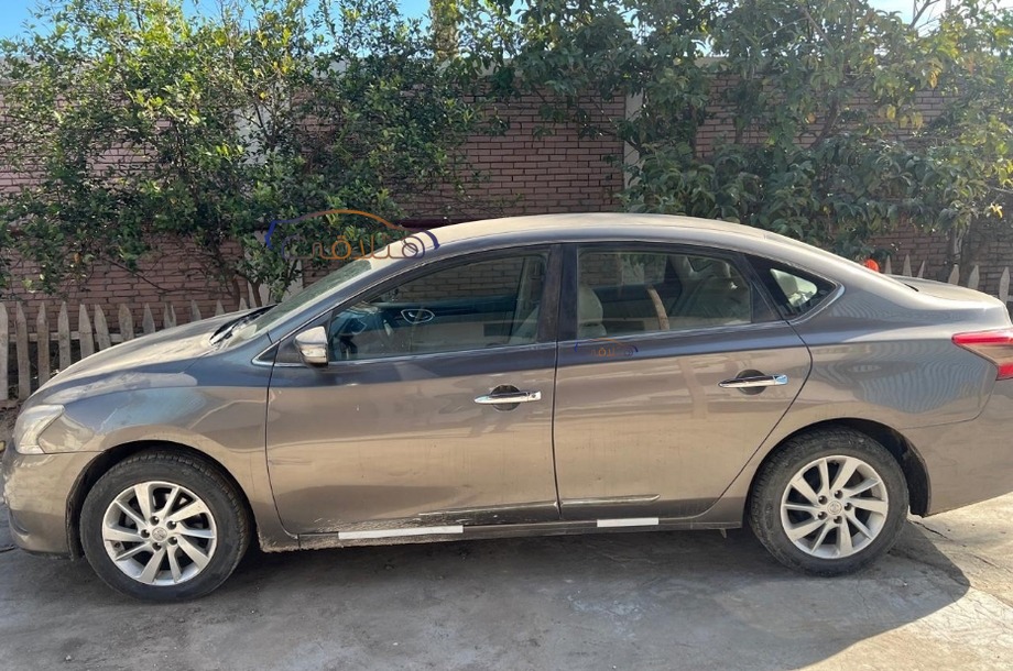 Sentra Nissan برونزي