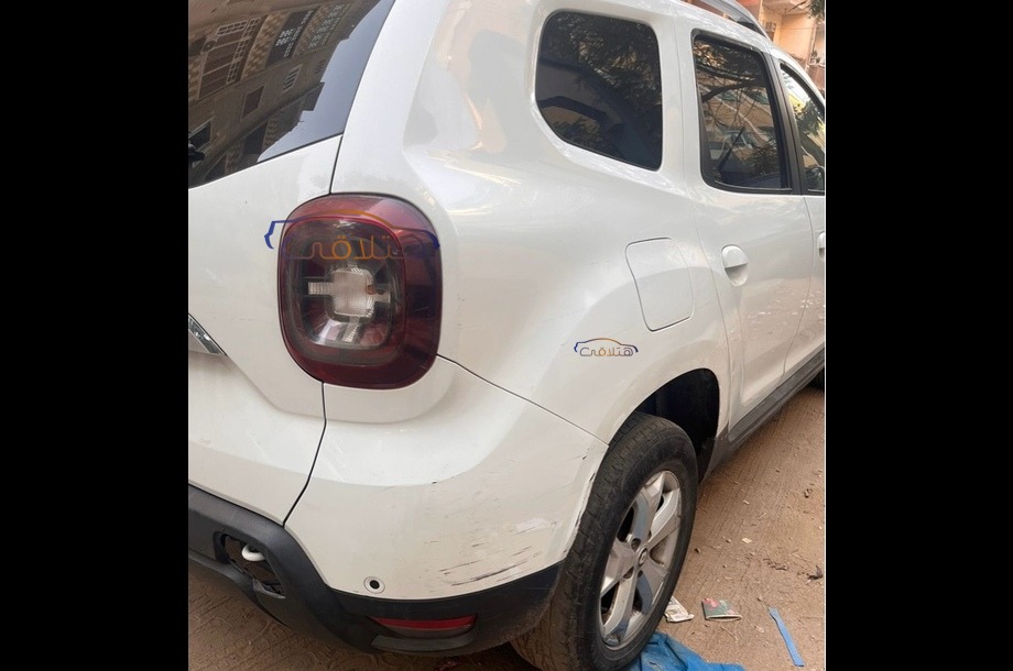 Duster Renault White