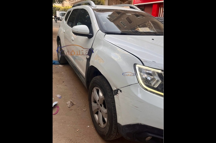 Duster Renault White