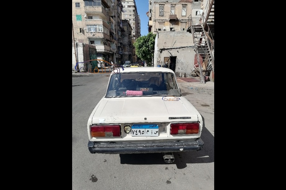 2105 Lada بيج