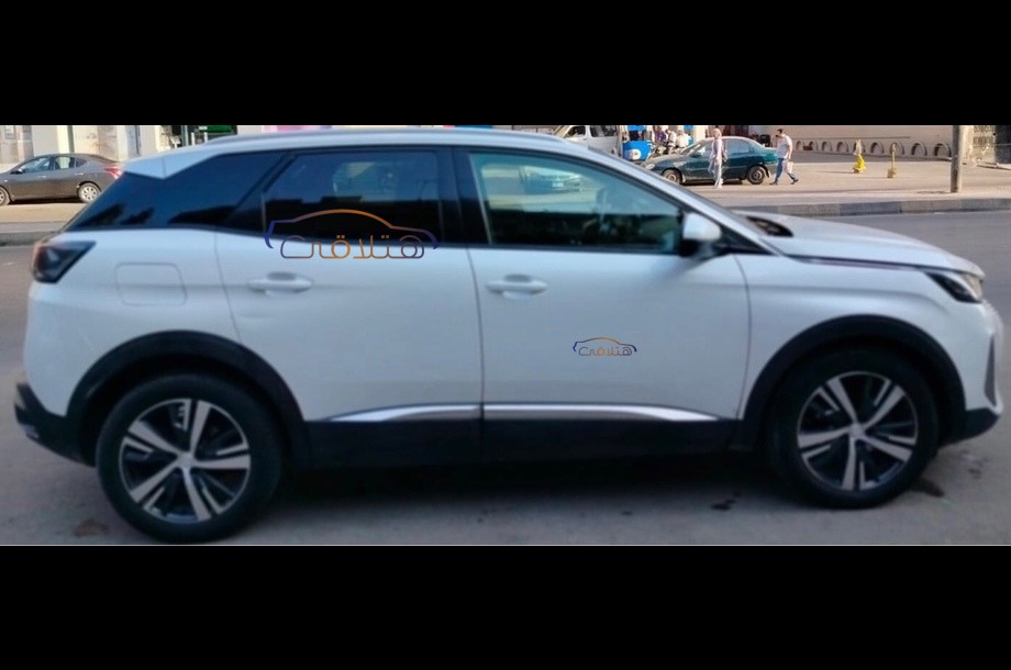 3008 Peugeot أبيض