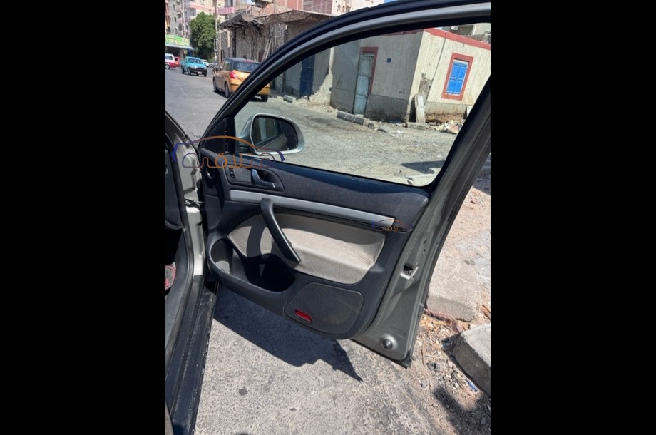 Fantasia Skoda فضي