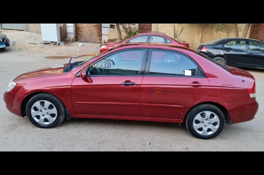 Cerato Kia احمر