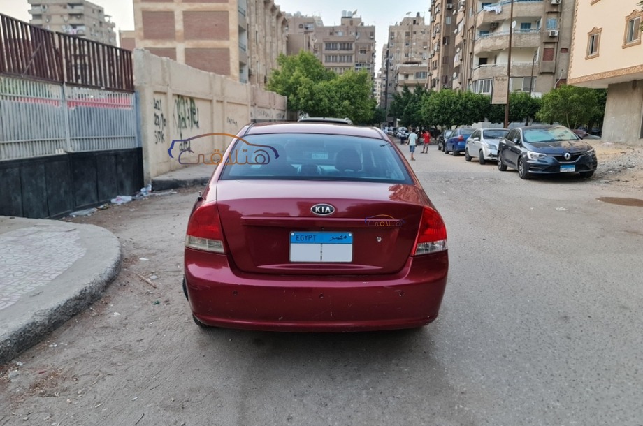 Cerato Kia احمر