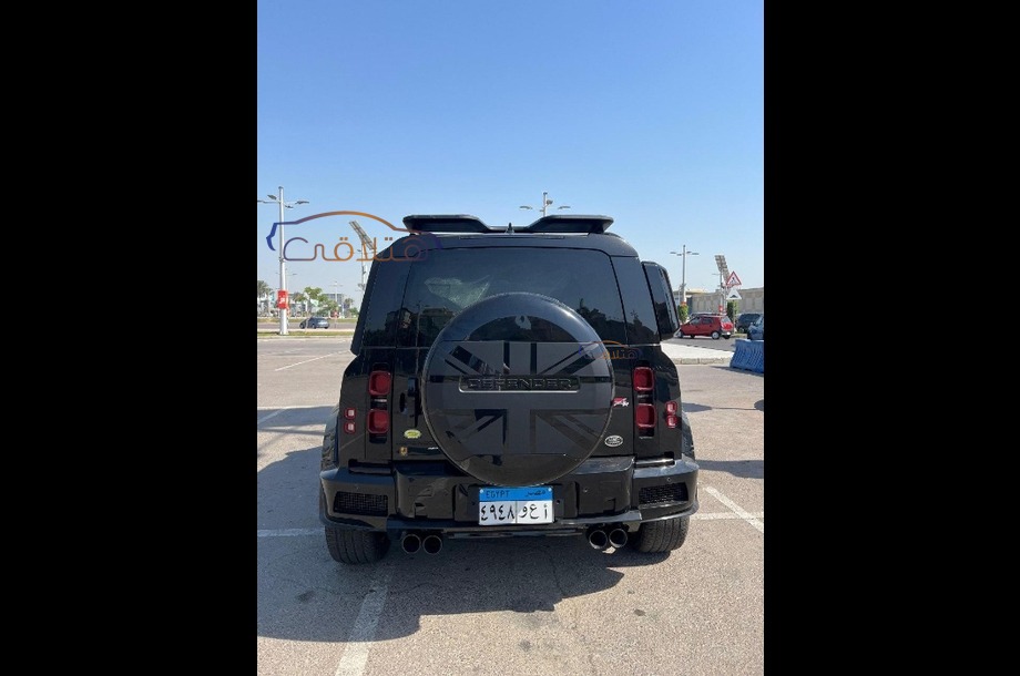 Defender Land Rover Black