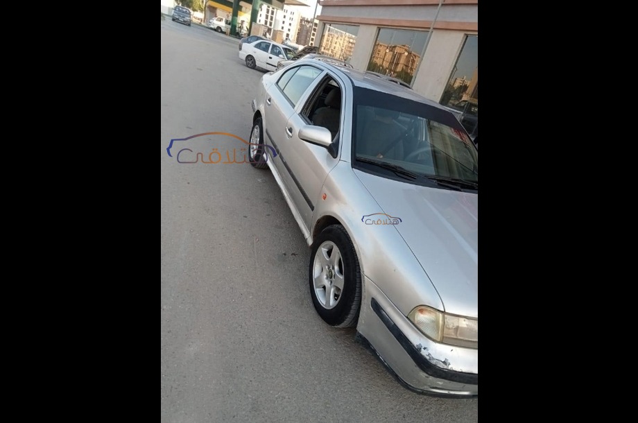 Octavia A4 Skoda فضي