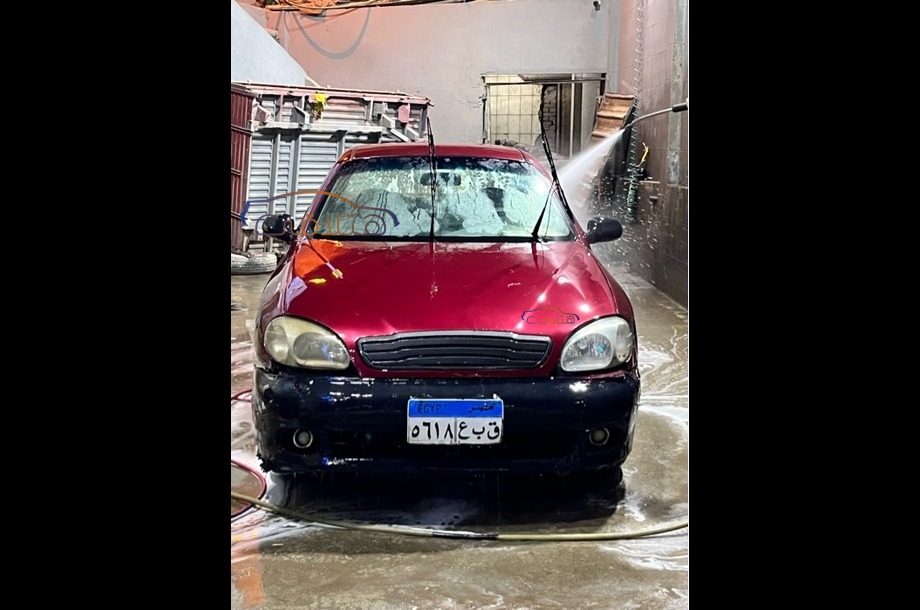 Lanos Daewoo Red