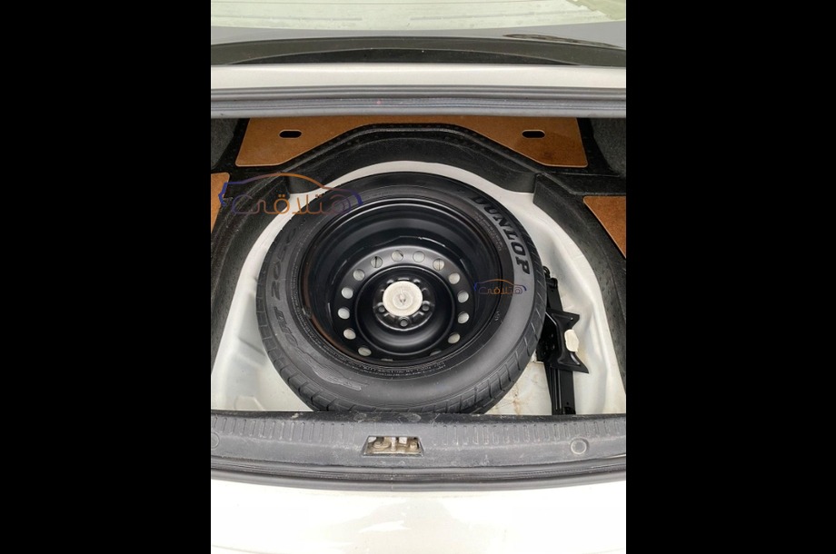 Lancer EX Shark Mitsubishi White