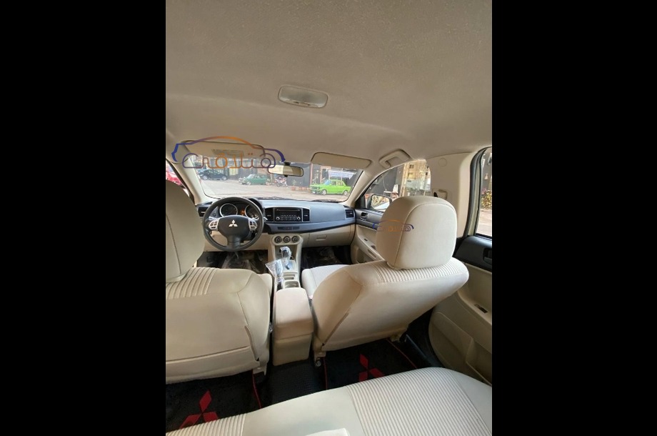 Lancer EX Shark Mitsubishi White