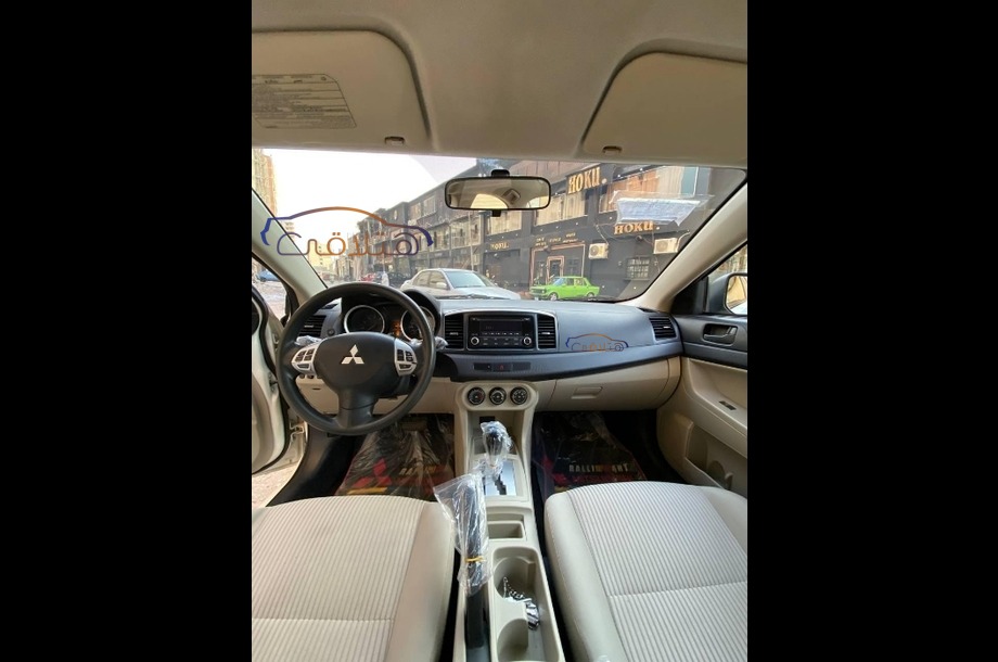 Lancer EX Shark Mitsubishi White